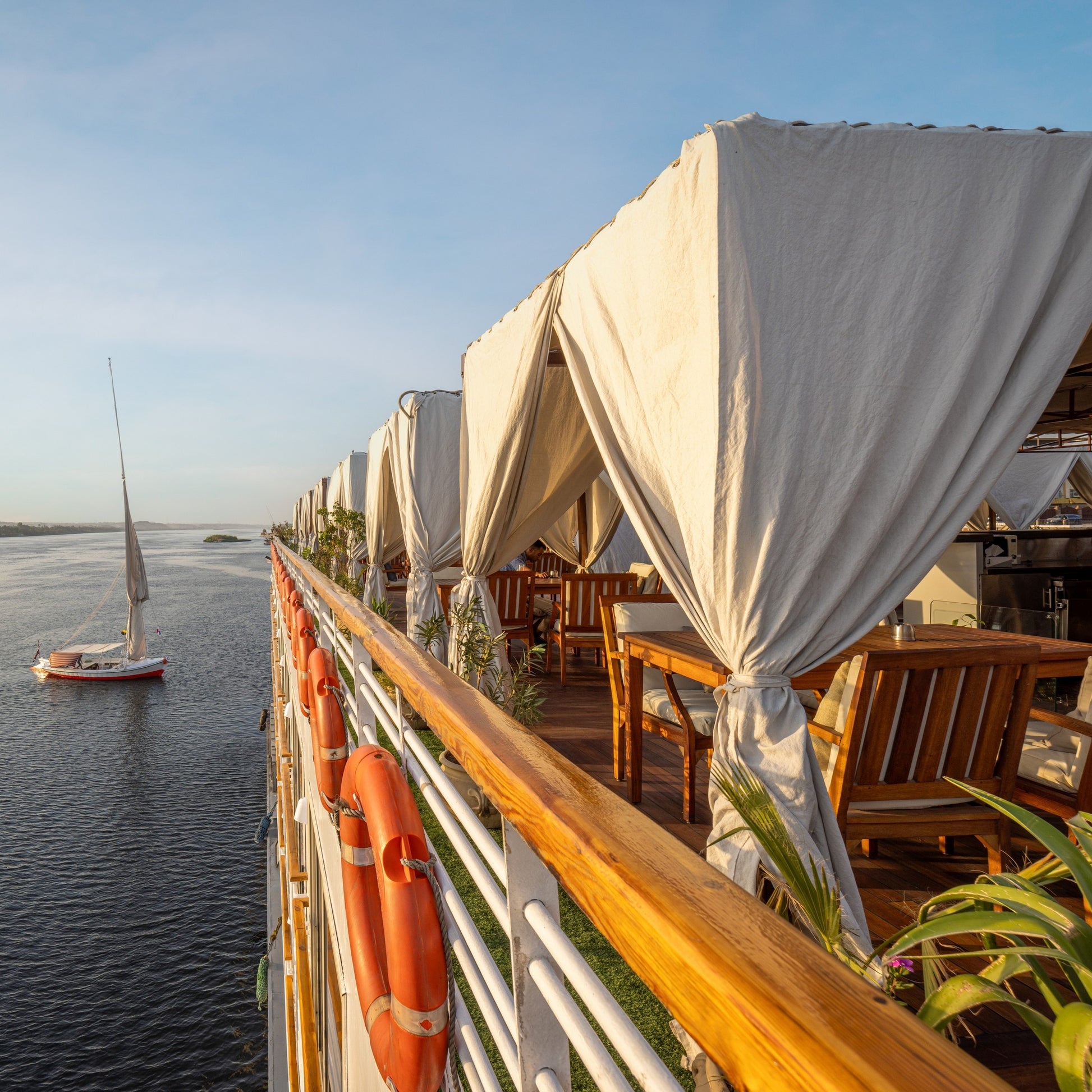Farah Nile Cruise: 4 Days/ 3 Nights from Aswan - Stamps Tours