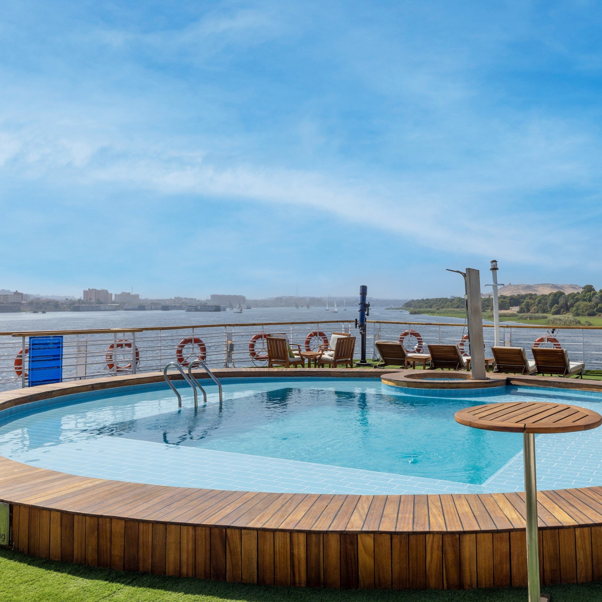 Farah Nile Cruise: 4 Days/ 3 Nights from Aswan - Stamps Tours