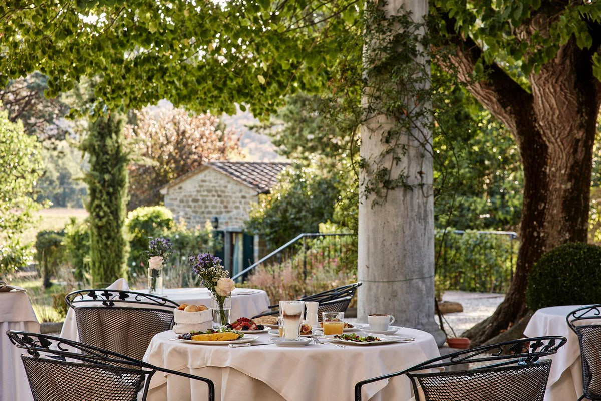 Brunch on the terrace at Villa di Piazzano
